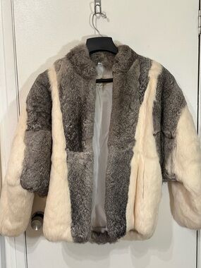 Plush Two-Tone vintage rabbit Fur Jacket - Cream & Gray